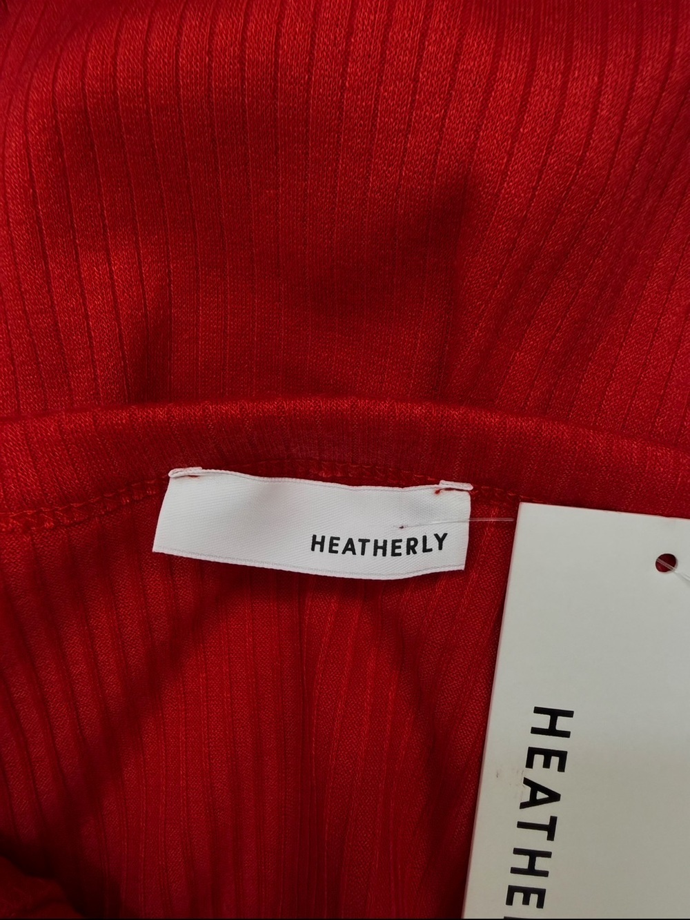 NWT Heatherly Ribbed High Crew Neck Bodysuit with Strappy Open Back Red Size XL - Picture 10 of 16